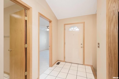 5200 Villa Dr unit 55, Davenport, IA 52806 - photo 3