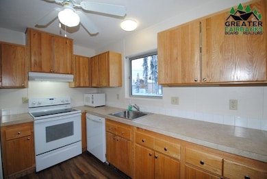 611 Nordale Rd unit 2, North Pole, AK 99705 - photo 3