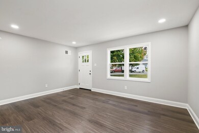 102 Forrest St, Manassas Park, VA 20111 - photo 5