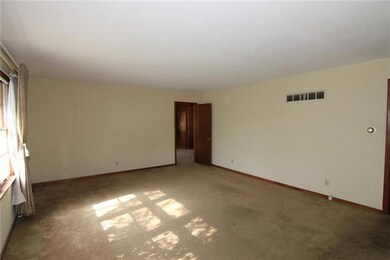 Family Room 1
