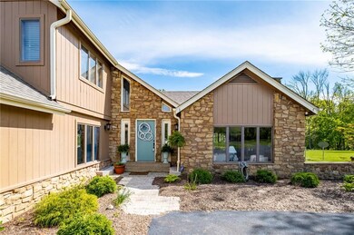 2765 W Carr Hill Rd, Columbus, IN 47201 - photo 2