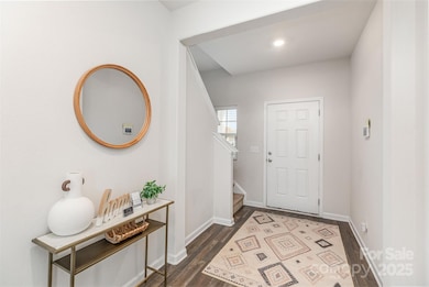 3101 Wynn Way, Charlotte, NC 28215 - photo 3