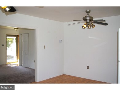 136 Bay St, Penns Grove, NJ 08069 - photo 6