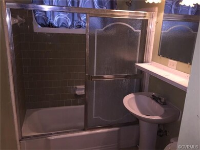 9810 Gardenia Dr, Henrico, VA 23228 - photo 5