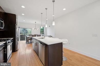 914 N Front St, Philadelphia, PA 19123 - photo 6