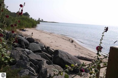 624 N Huron Rd, Au Gres, MI 48703 - photo 5