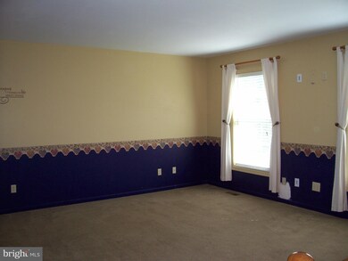 8909 Willowdale Rd, Greencastle, PA 17225 - photo 4