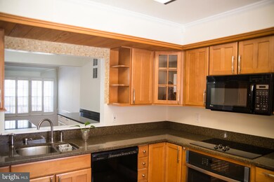 18859 Summer Oak Ct, Germantown, MD 20874 - photo 3