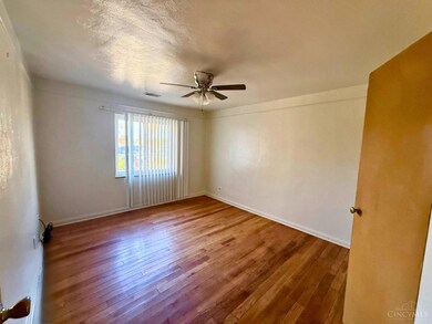 7747 Stillwell Rd, Cincinnati, OH 45237 - photo 6