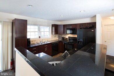 377 Sandpiper Dr, Basye, VA 22810 - photo 4