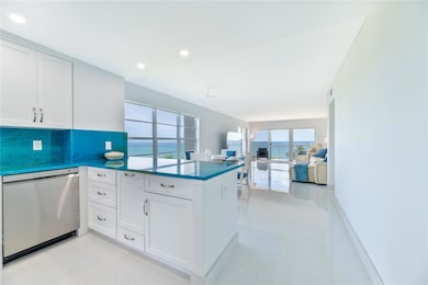 1021 Hillsboro Mile unit 308, Hillsboro Beach, FL 33062 - photo 6