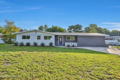 7081 Perke Dr, Jacksonville, FL 32210 - photo 2