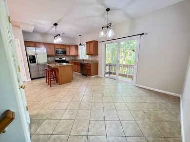 81 E Mountain St, Worcester, MA 01606 - photo 2