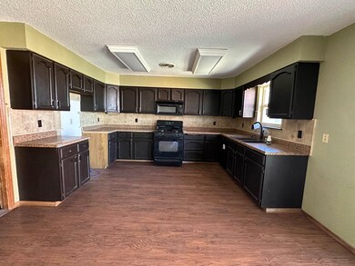 211 Shadow Mountain Dr, Alamogordo, NM 88310 - photo 4