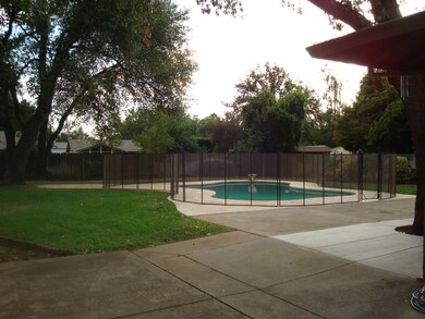 1755 El Verano St, Redding, CA 96002 - photo 2