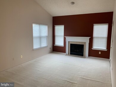 13068 Autumn Woods Way unit 201, Fairfax, VA 22033 - photo 6
