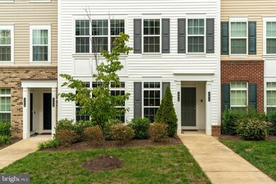 17014 Beveridge Dr, Dumfries, VA 22026 - photo 2