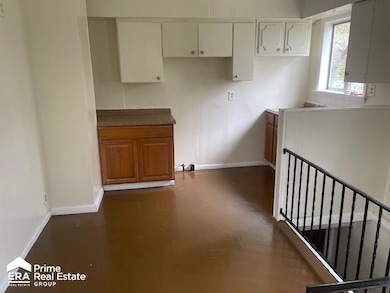 1080 E Cornell Ave, Flint, MI 48505 - photo 2