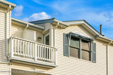 1700A Washington Ave Seaside-small-014-0