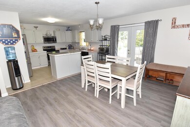 Kitchen/Dining