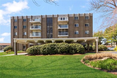 200 Hoffman Ave unit 304, Cranston, RI 02920 - photo 3