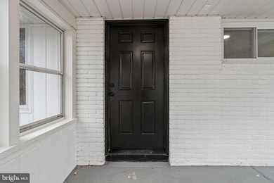 64 Vividleaf Ln, Levittown, PA 19054 - photo 3