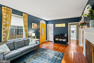 1611 W Rogers Ave, Baltimore, MD 21209 - photo 6