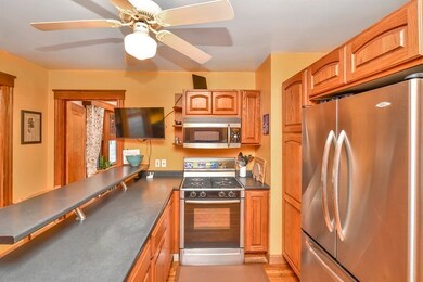151 Kittredge St unit 1, Roslindale, MA 02131 - photo 4