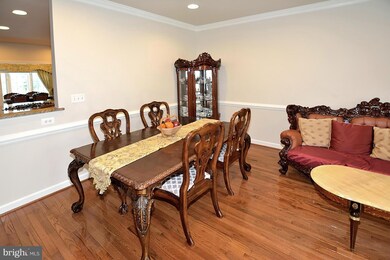 4550 Fair Valley Dr, Fairfax, VA 22033 - photo 5