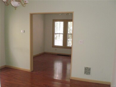 611 Pardee St, Easton, PA 18042 - photo 6