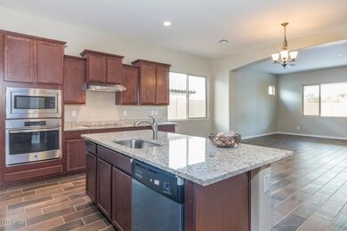 5) KITCHEN