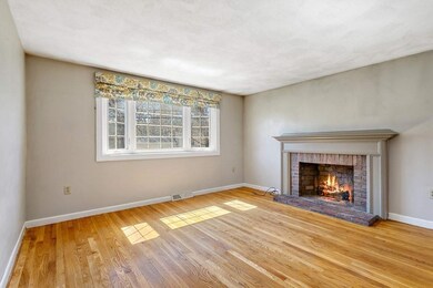 34 Priscilla Alden Rd, Abington, MA 02351 - photo 3