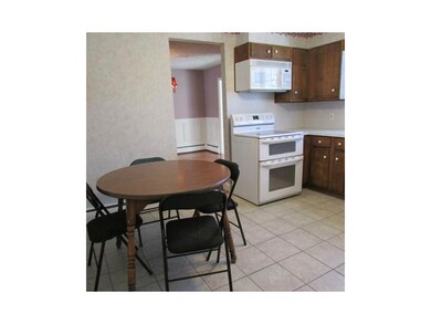 17 Candlewood Dr, Greenville, RI 02828 - photo 3