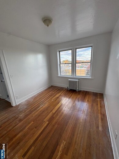 311 Queen Anne Rd unit 46, Teaneck, NJ 07666 - photo 6
