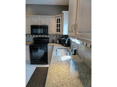 Kitchen. Beautiful granite counters.