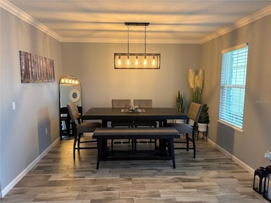 Dining Room-tile flooring-crown molding
