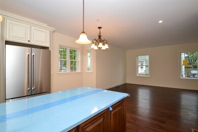 81 Langdon St unit 1, Portsmouth, NH 03801 - photo 5