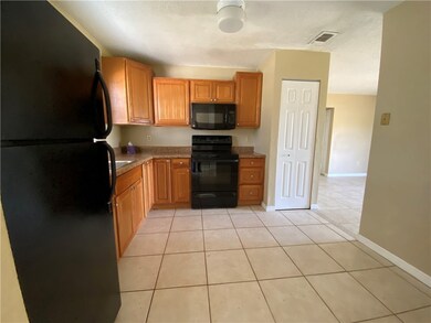 114 Crawford Dr, Sebastian, FL 32958 - photo 3
