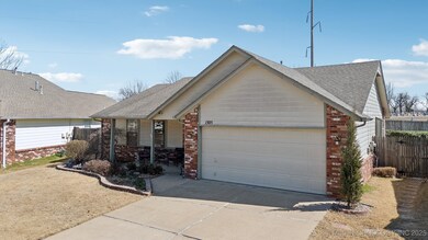 1305 W El Paso St, Broken Arrow, OK 74012 - photo 2