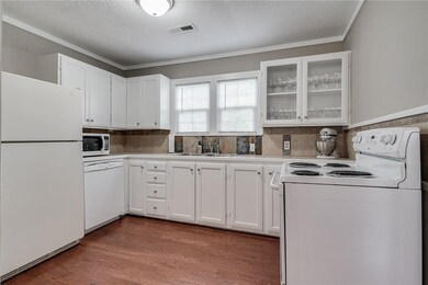 809 NW A St, Bentonville, AR 72712 - photo 5