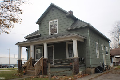 1819 S Niagara St, Saginaw, MI 48602 - photo 2