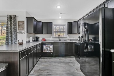 Spacious Kitchen