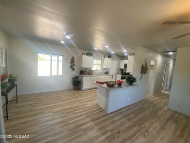 4433 E Montecito St, Tucson, AZ 85711 - photo 4