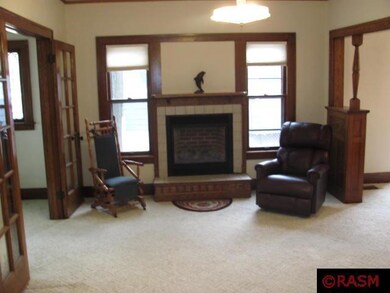 1324 1324 N 4th St, Mankato, MN 56001 - photo 2