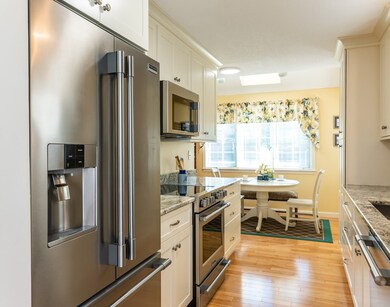 96 Ledgewood Hills Dr unit U373, Nashua, NH 03062 - photo 6