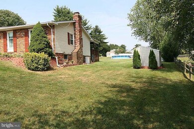 604 Blankner Rd, Sykesville, MD 21784 - photo 4