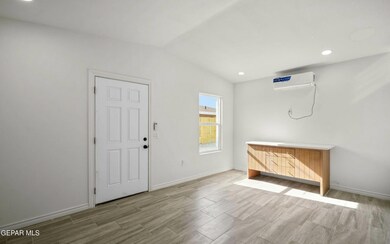 2606 Justus St unit B, El Paso, TX 79930 - photo 3