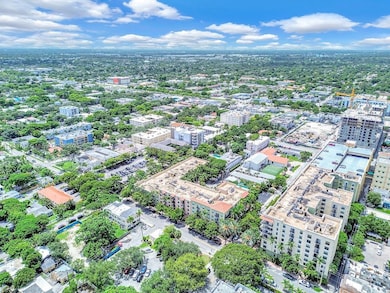 Regent Park At Young Circle unit 320B, Hollywood, FL 33020 - photo 6