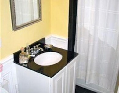 41 Commonwealth Ave unit 10, Chestnut Hill, MA 02467 - photo 2