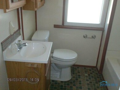 4832 295th St, Toledo, OH 43611 - photo 3